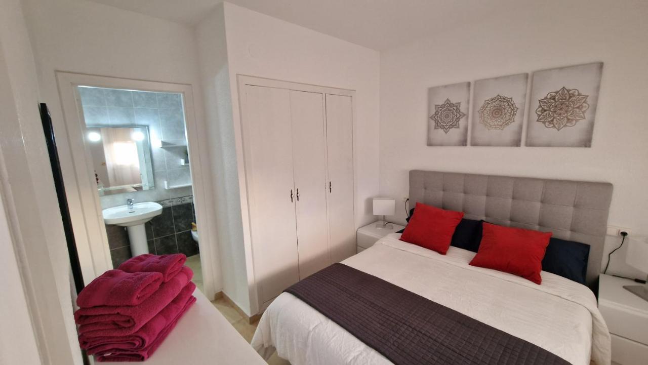 Apartamento De 1 Habitacion Frente Al Mar Y Con Piscina Apartment Benicassim Exterior photo